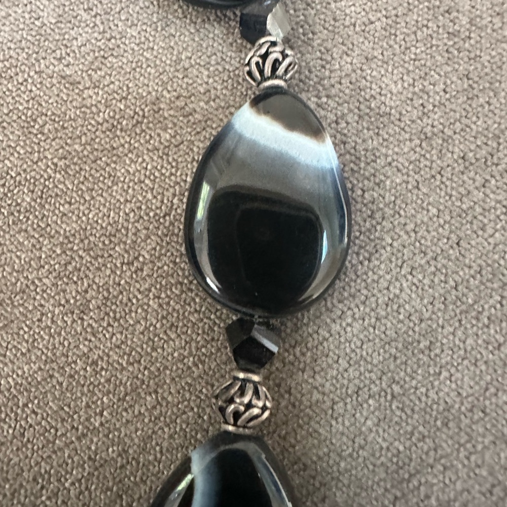 COPY - Black/White Agate Necklace - Picture 4 of 9